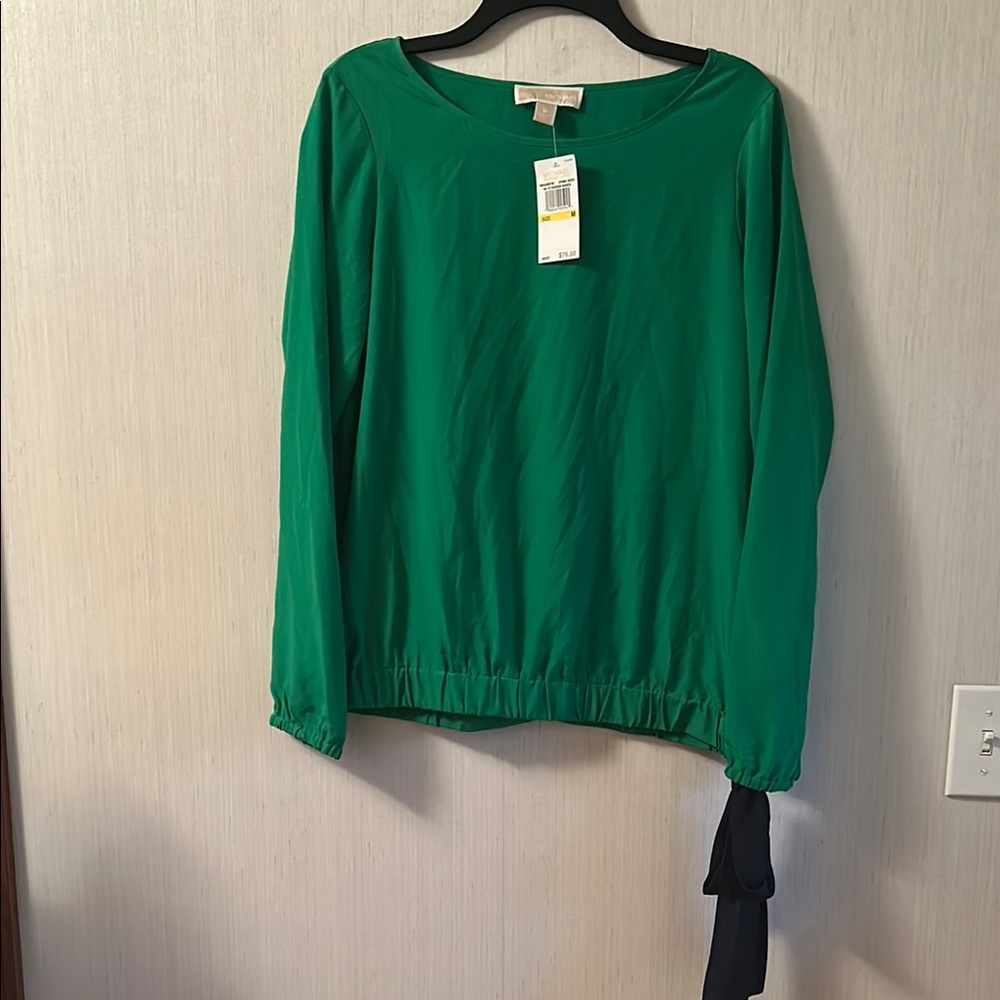 Michael Kors NWT SZ M Green Women's Top with Tie Detail